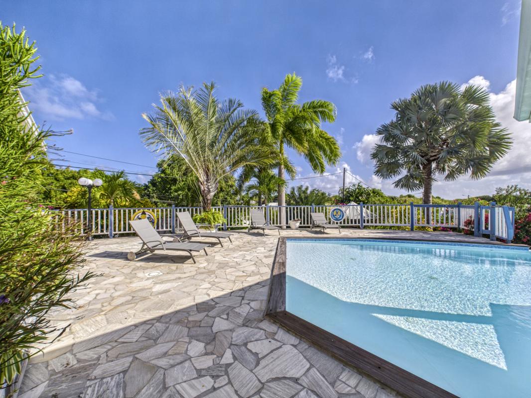 5.Location Villa piscine Saint François Guadeloupe_Piscine